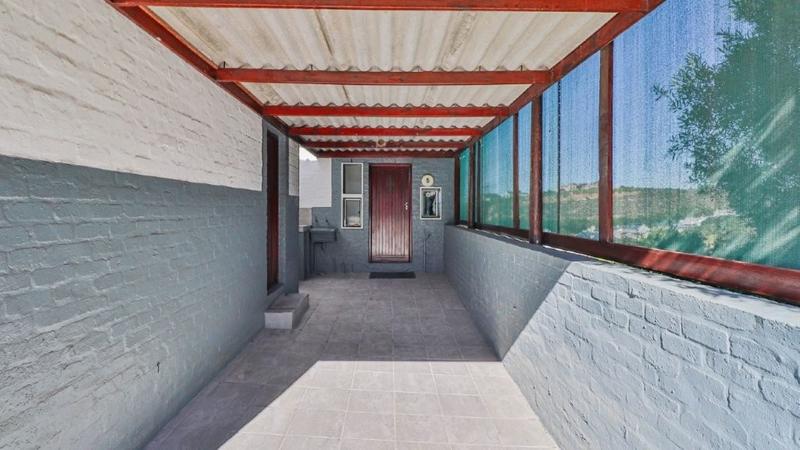 3 Bedroom Property for Sale in Stilbaai Wes Western Cape